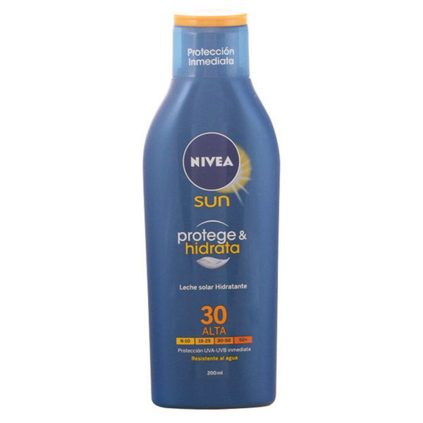 Leche Solar Protege & Hidrata Nivea Protect And Moister SPF 30 (200 ml) Spf 30 200 ml